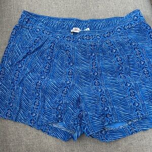 Vineyard Vines High Waist Blue Patterned Shorts